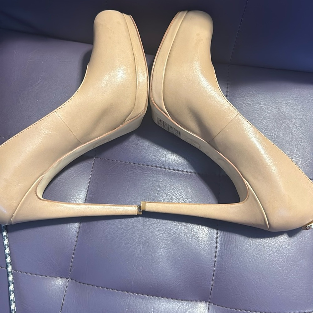 Michelle’s leather Heels